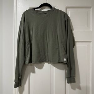 Vuori Coast Long Sleeve Raw Hem Cropped Tee